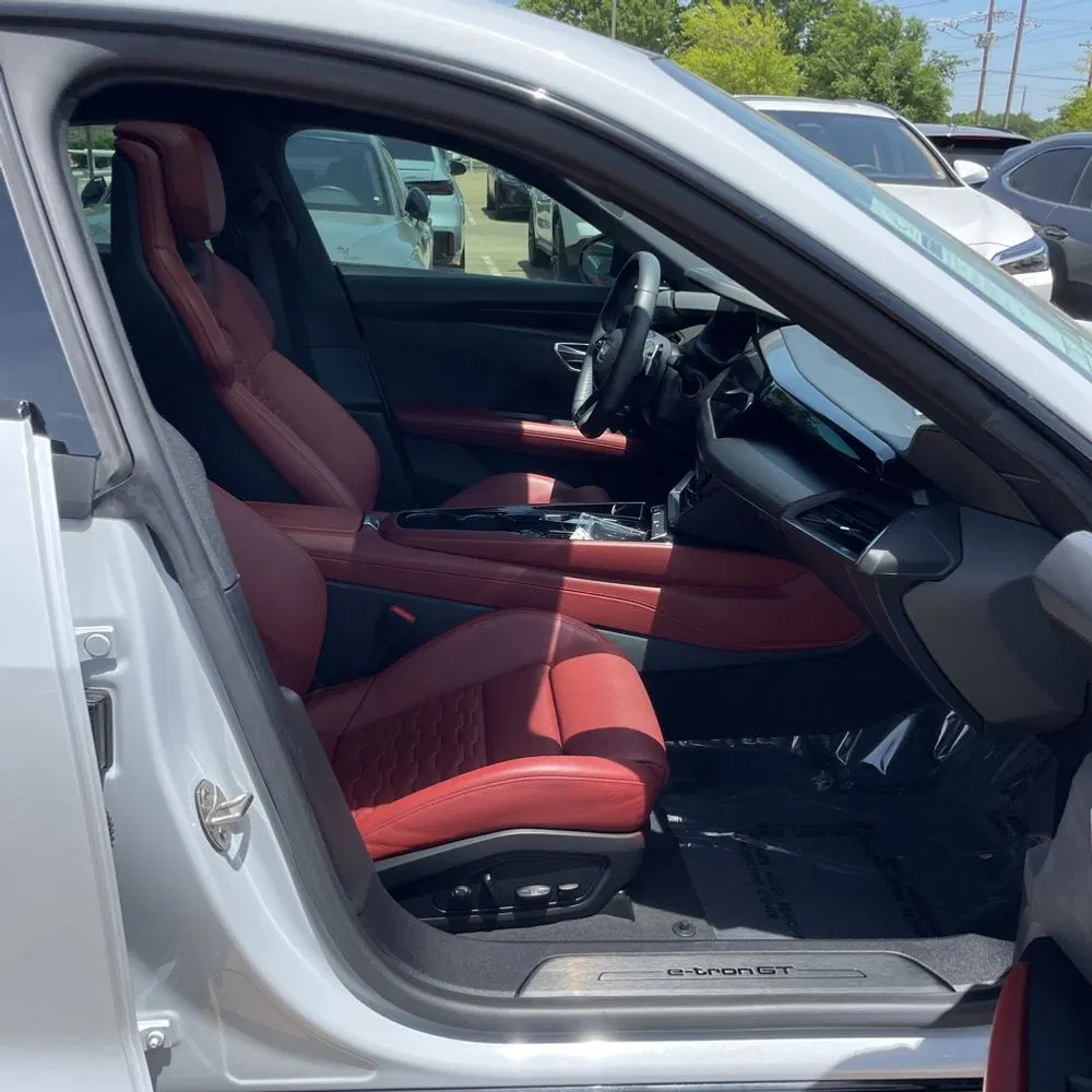 2022 Audi e-tron GT Premium Plus