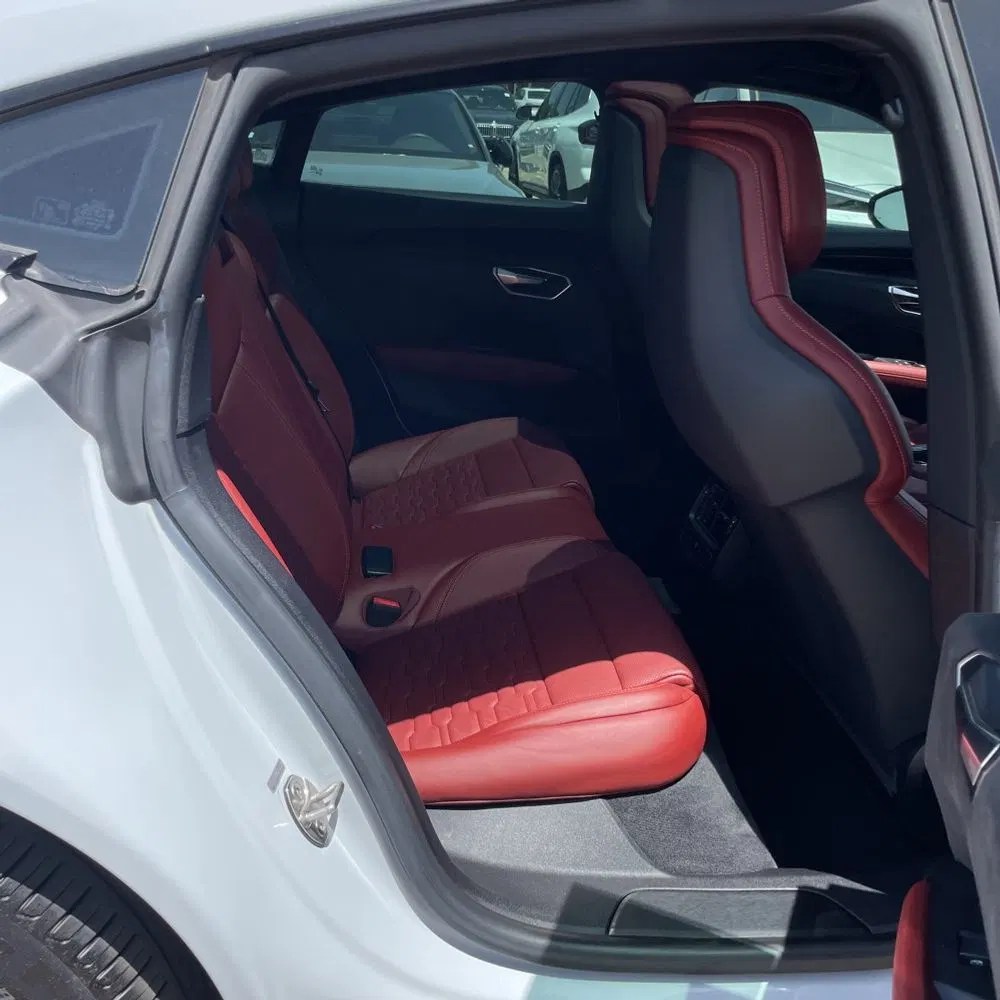2022 Audi e-tron GT Premium Plus