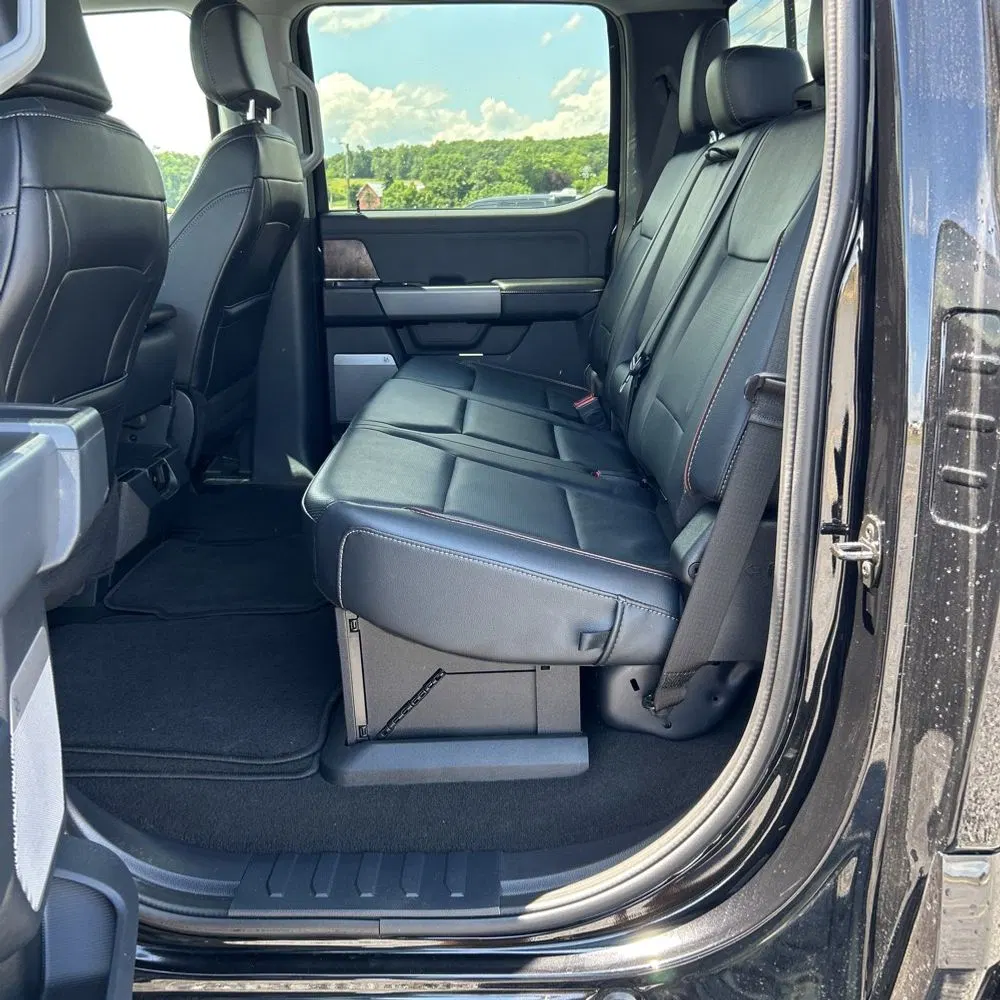 2024 Ford F350 S/D Lariat