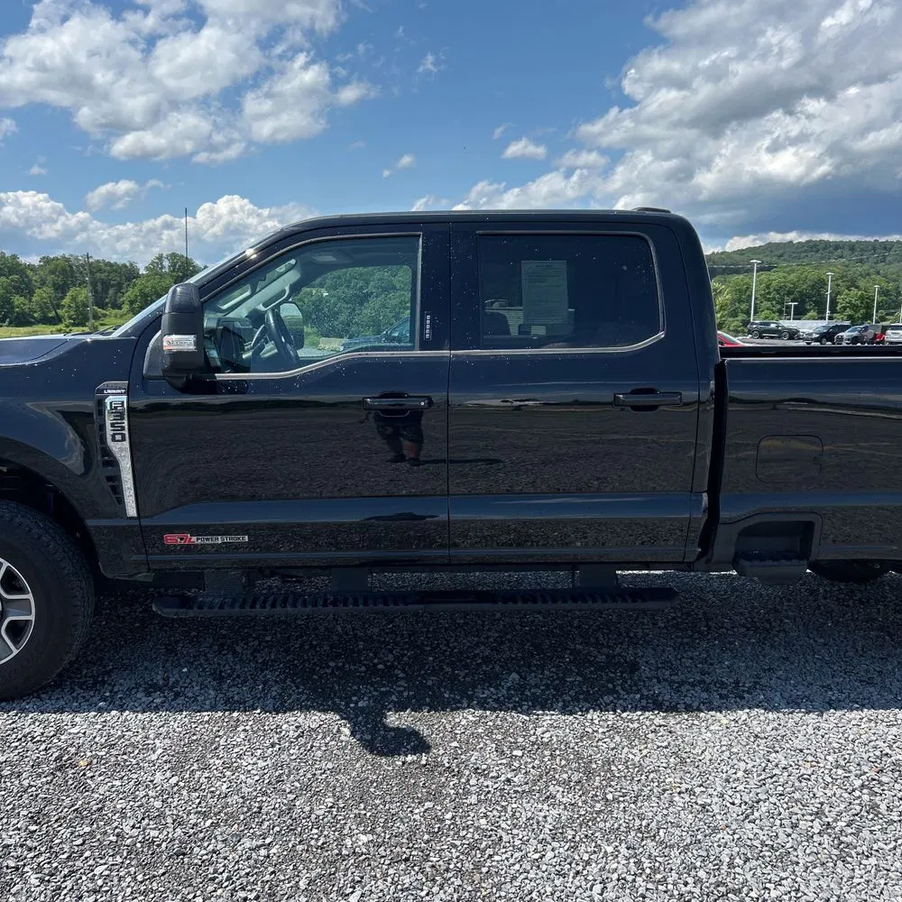 2024 Ford F350 S/D Lariat