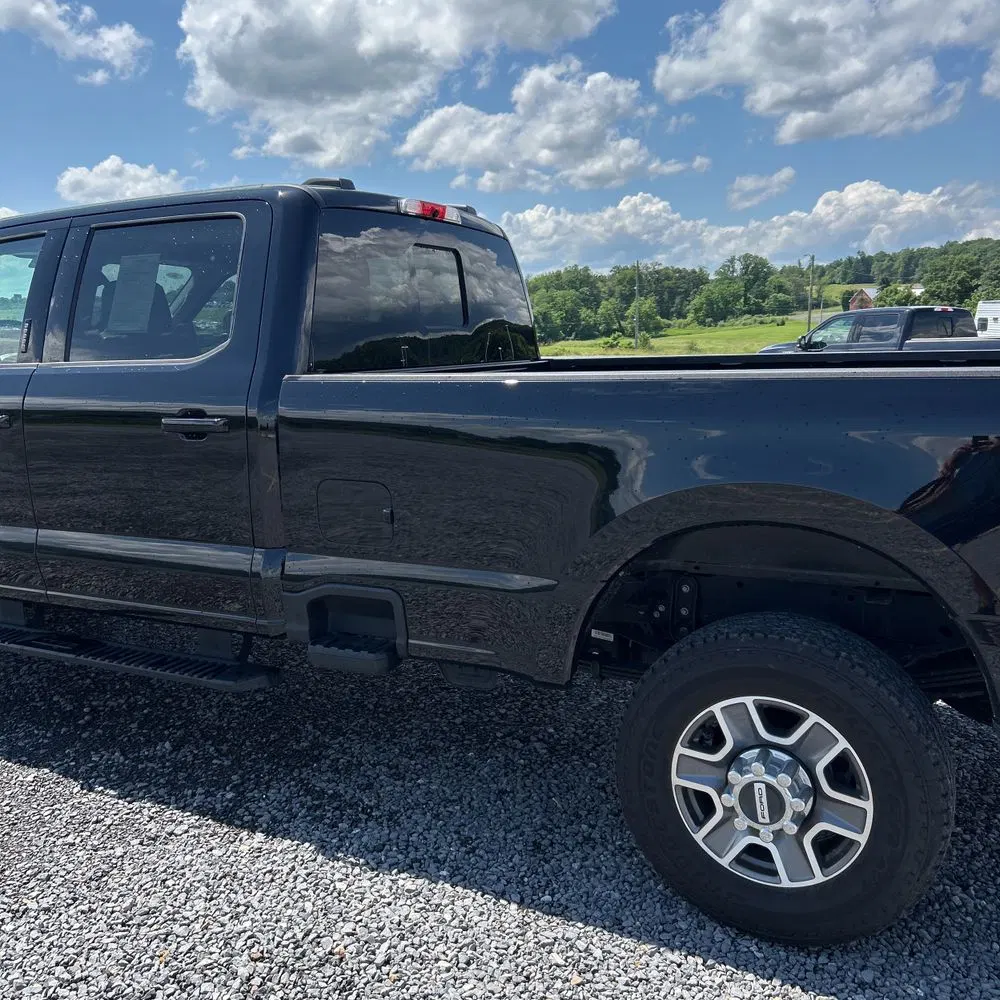 2024 Ford F350 S/D Lariat
