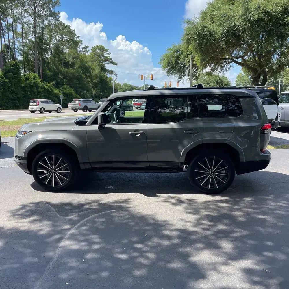 2025 Lexus GX 550 Luxury+