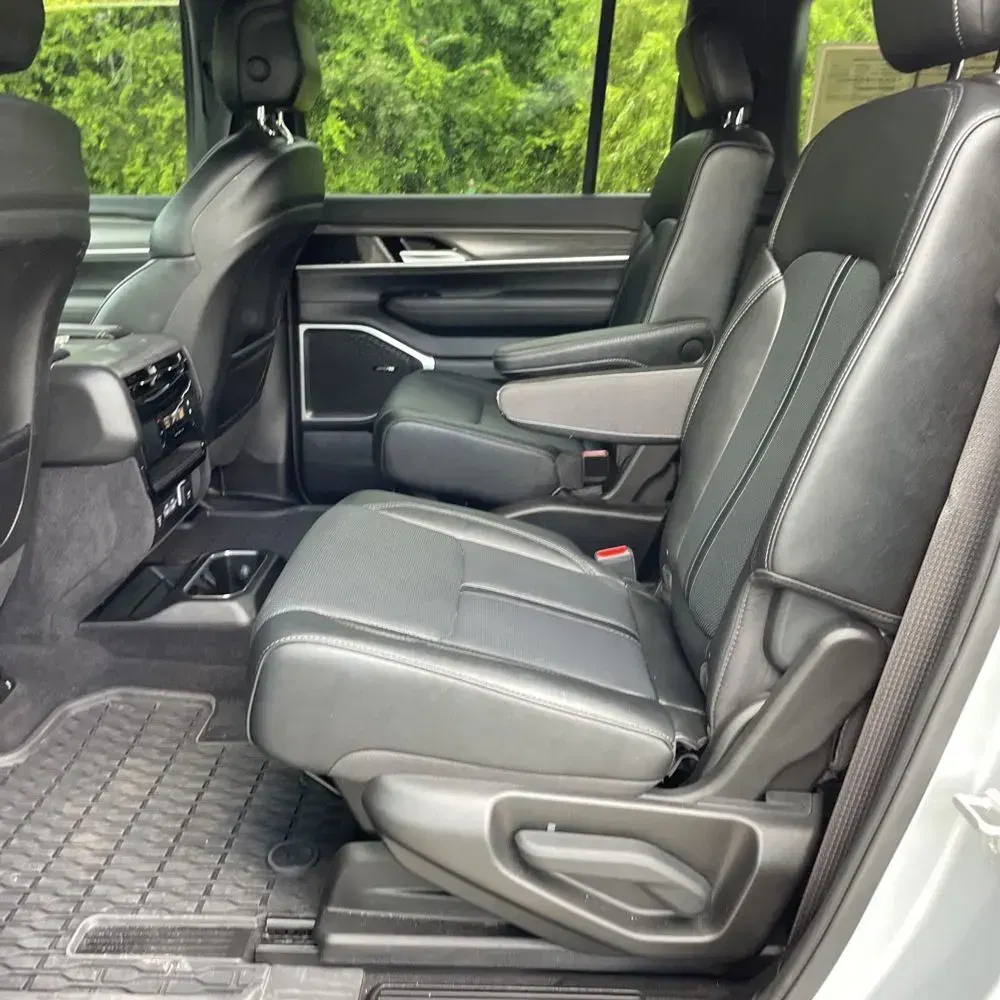 2024 Jeep Wagoneer Series III