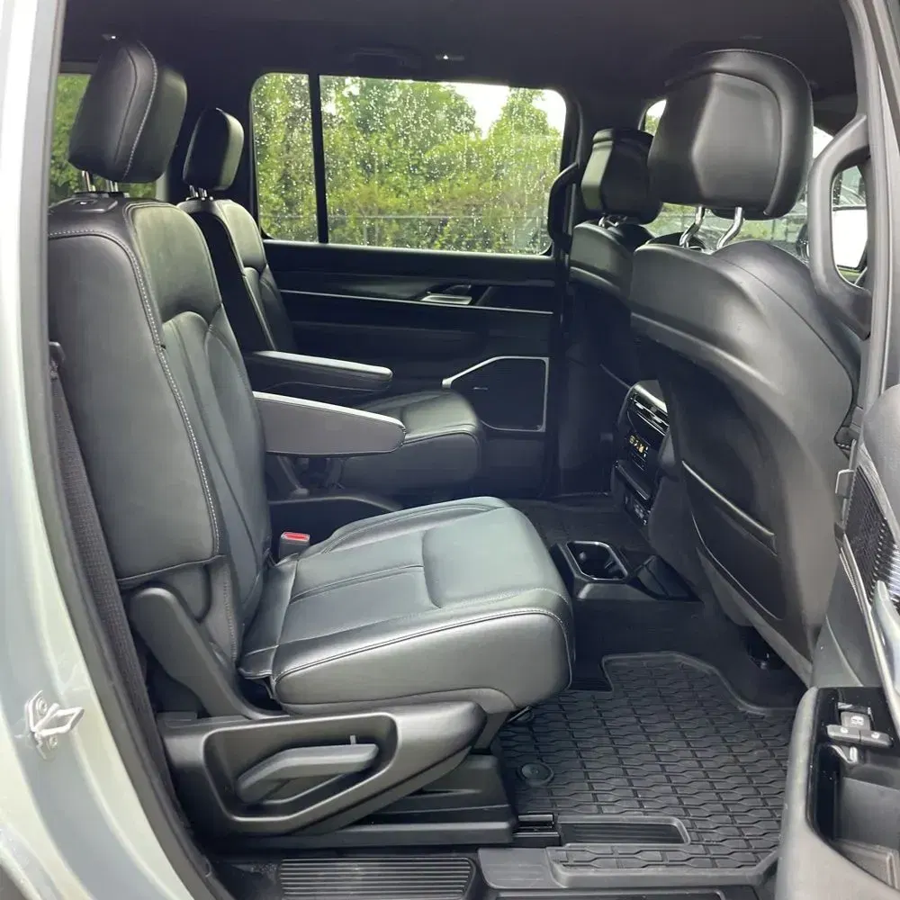 2024 Jeep Wagoneer Series III