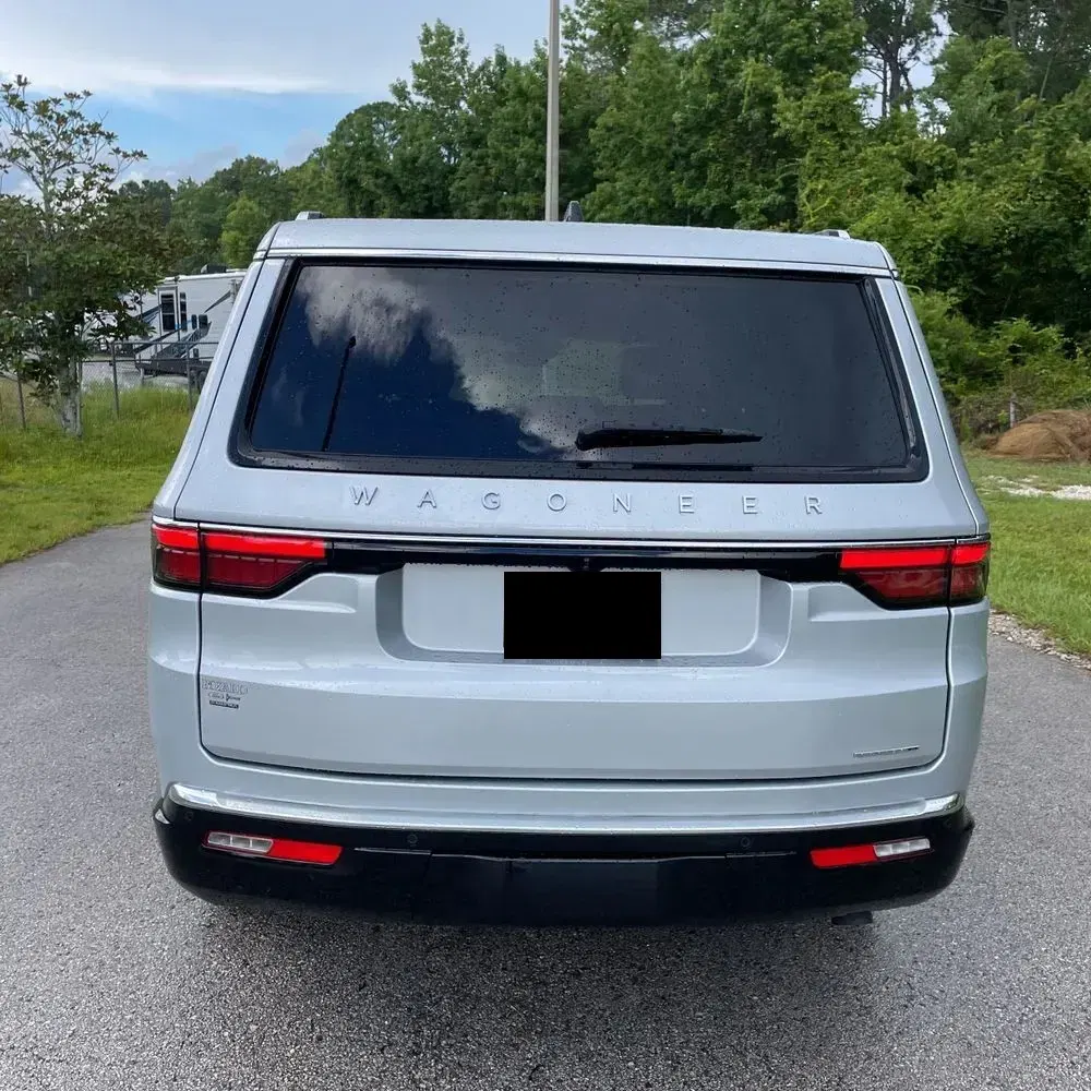 2024 Jeep Wagoneer Series III