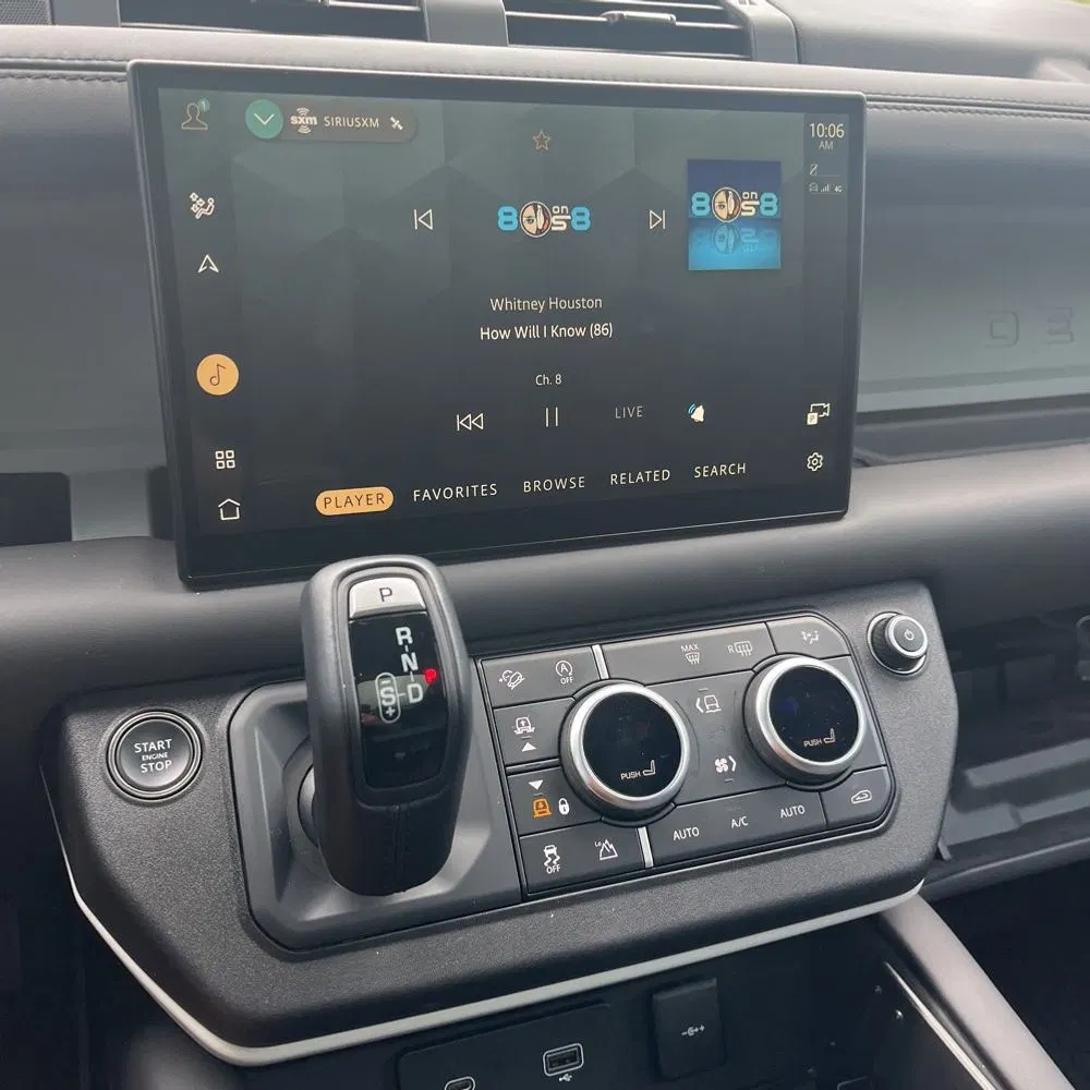 2023 Land Rover Defender 130 X-Dynamic SE