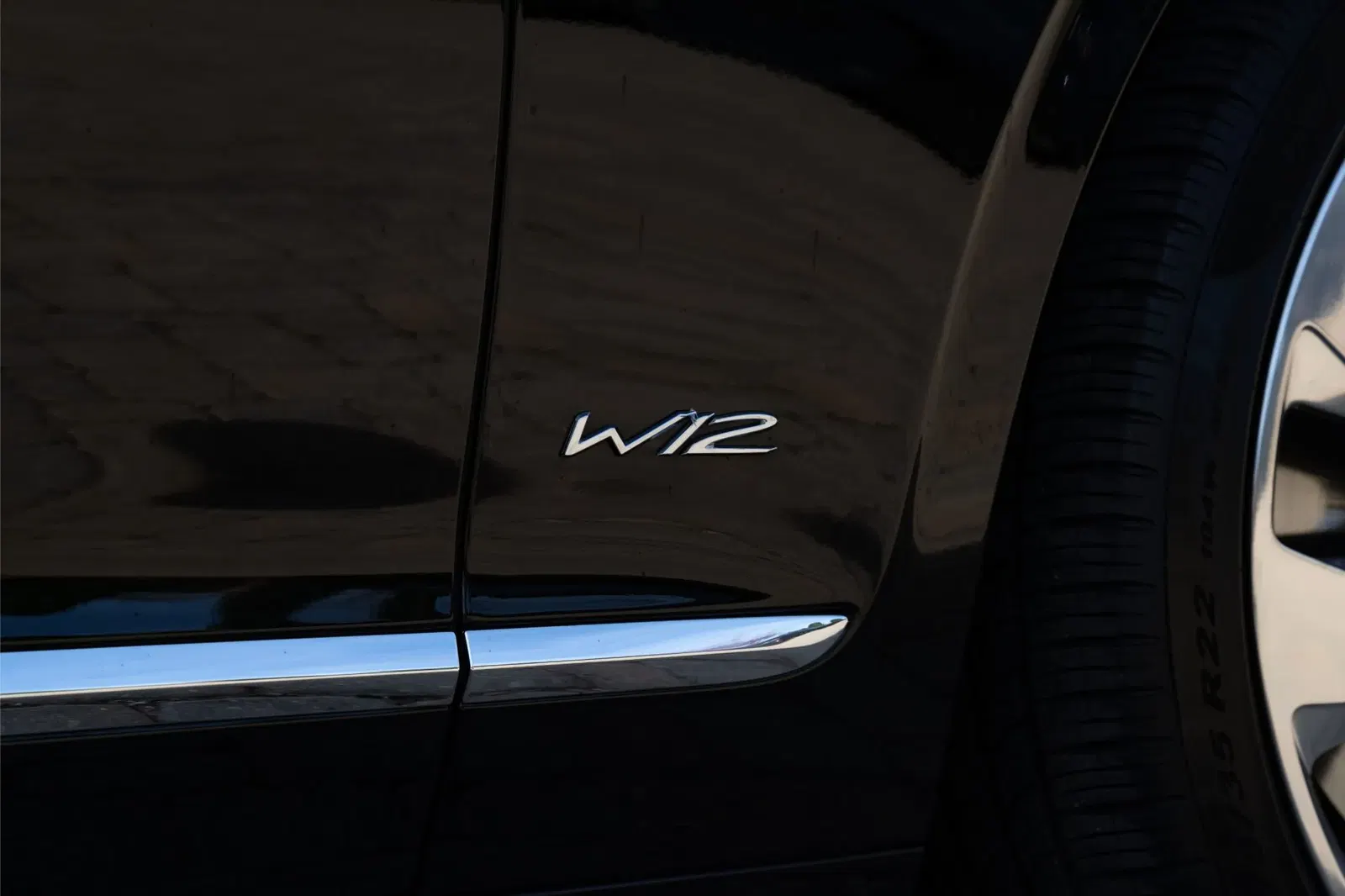 3,200-Mile 2020 Bentley Flying Spur W12 First Edition
