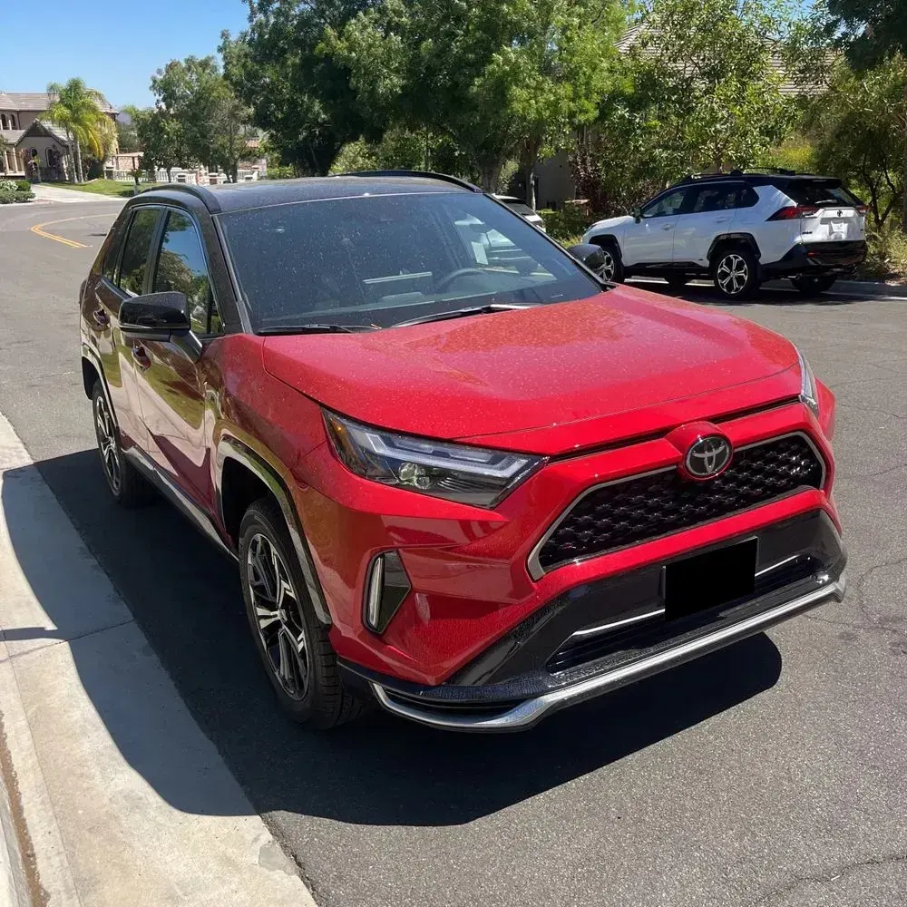 2025 Toyota RAV4 Plug-in Hybrid XSE