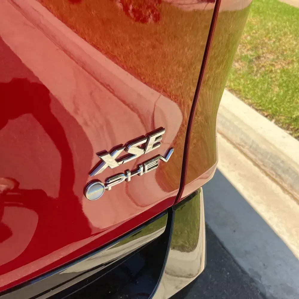 2025 Toyota RAV4 Plug-in Hybrid XSE