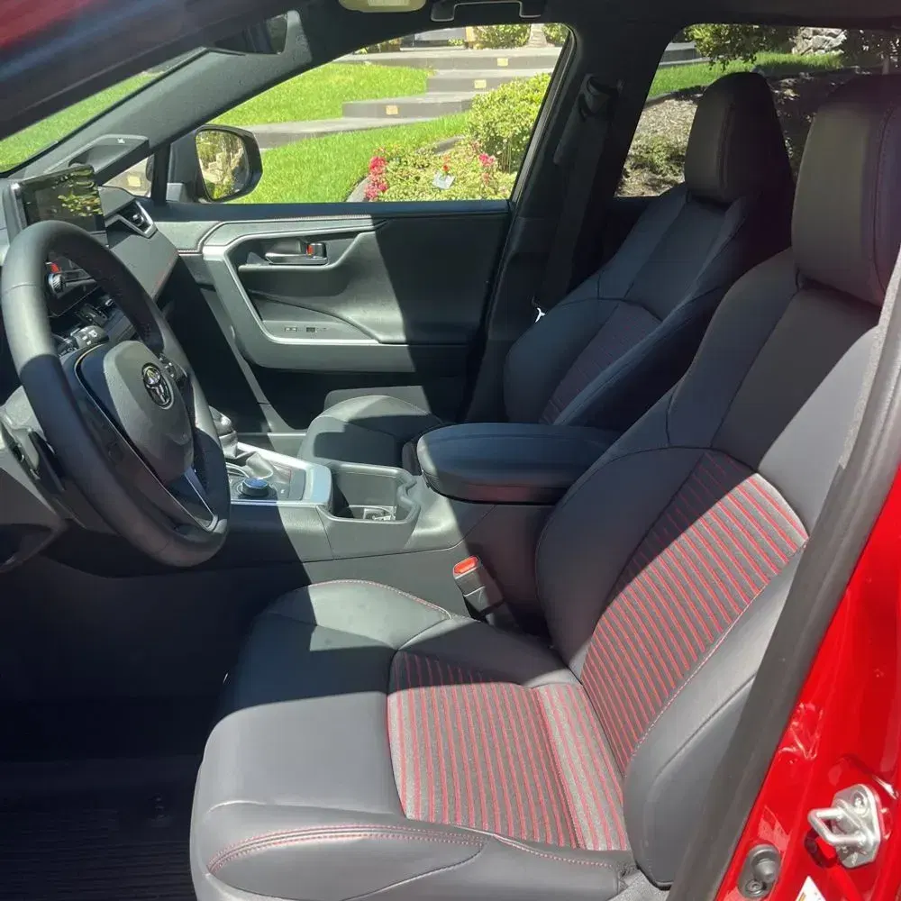 2025 Toyota RAV4 Plug-in Hybrid XSE