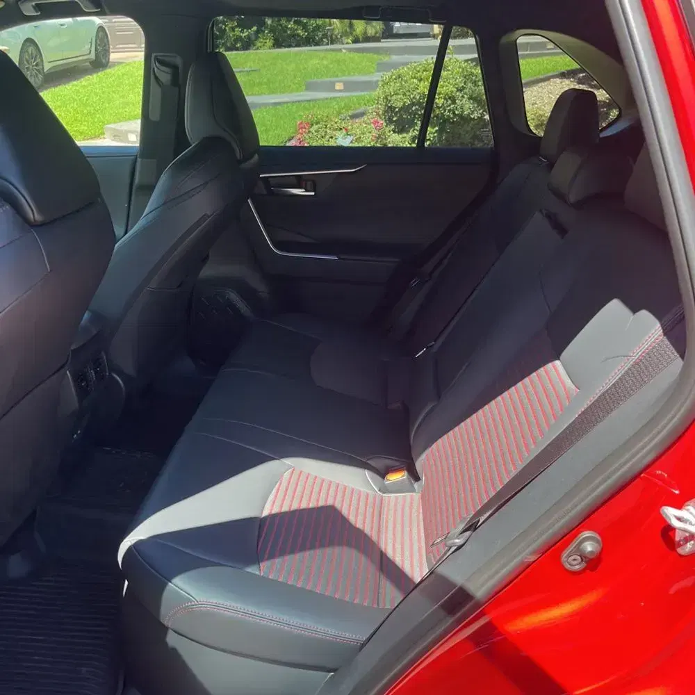 2025 Toyota RAV4 Plug-in Hybrid XSE