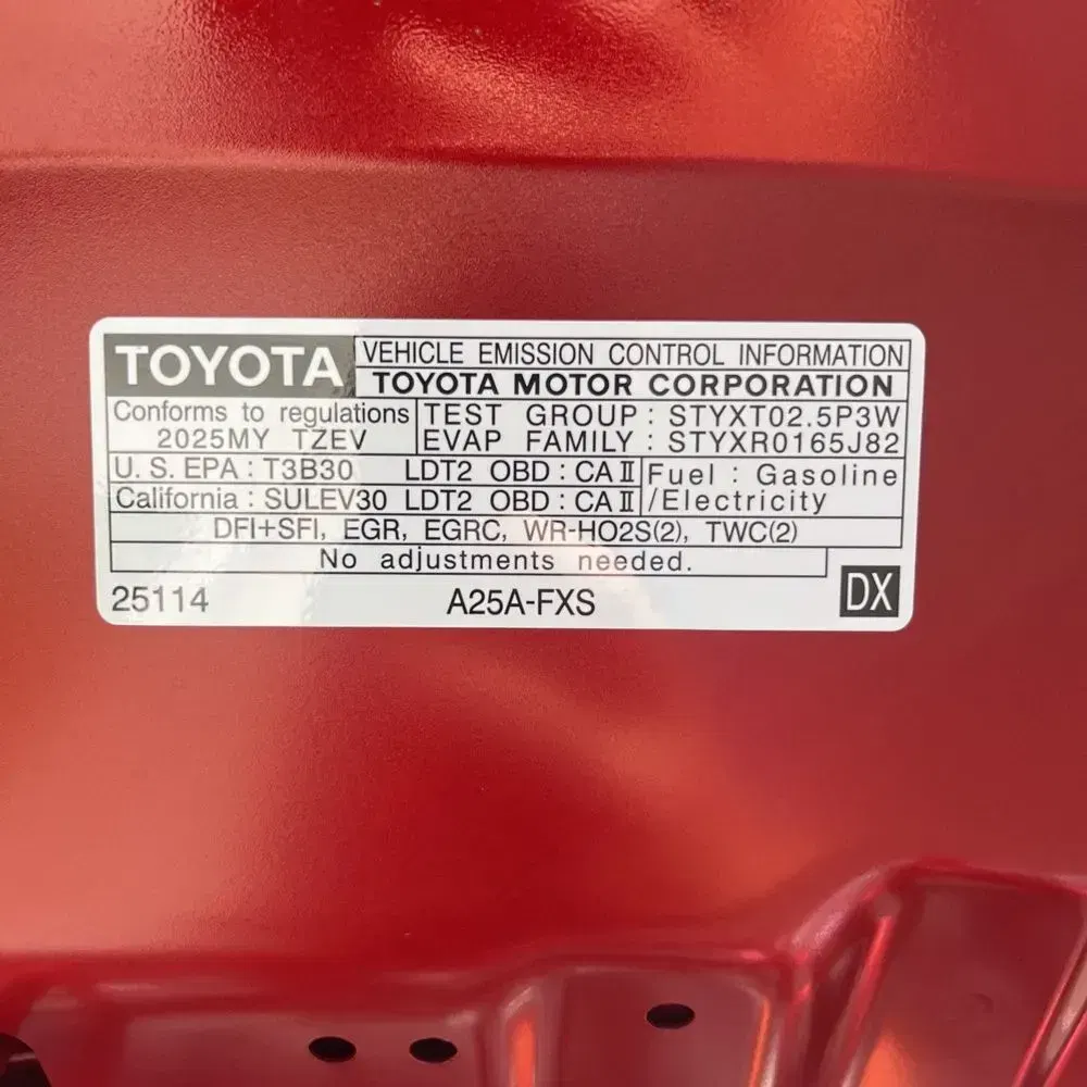 2025 Toyota RAV4 Plug-in Hybrid XSE