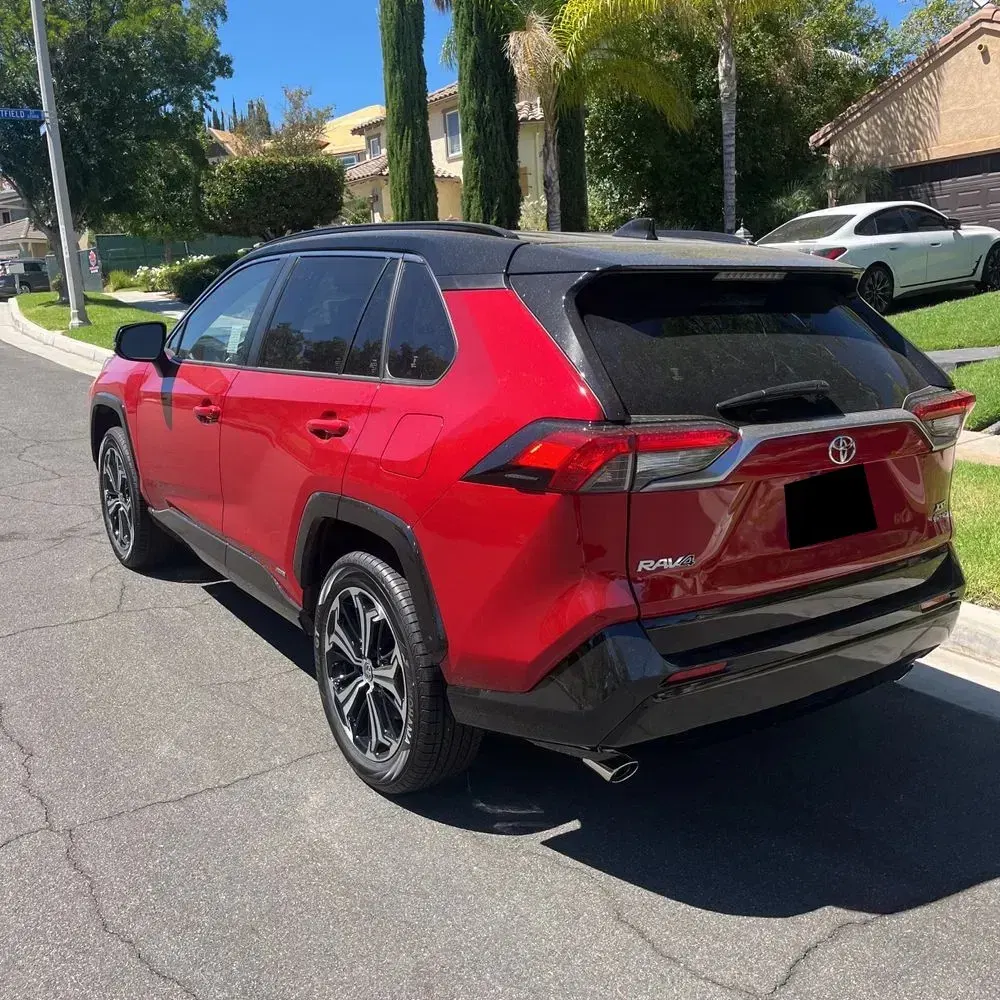 2025 Toyota RAV4 Plug-in Hybrid XSE