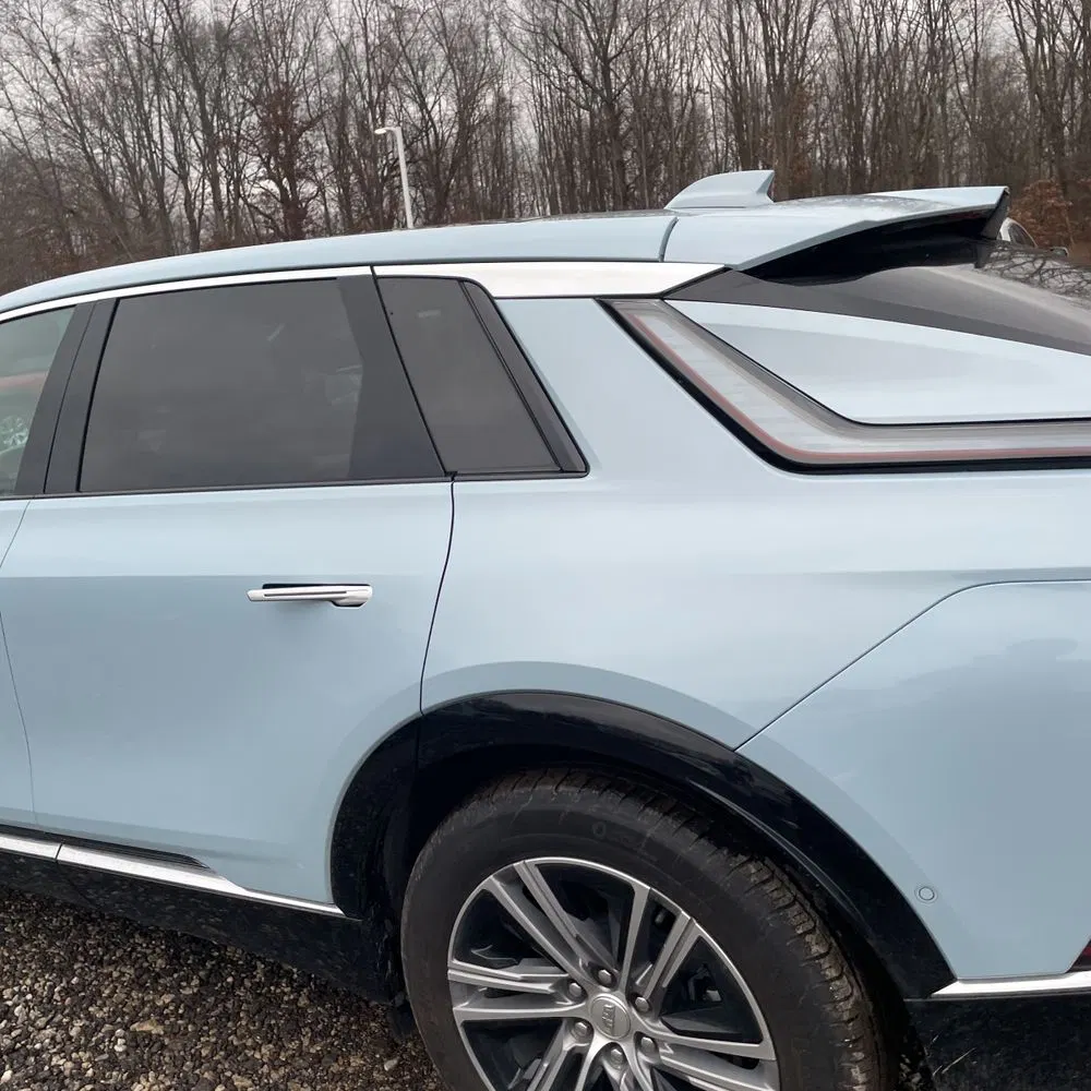2024 Cadillac LYRIQ Luxury 1