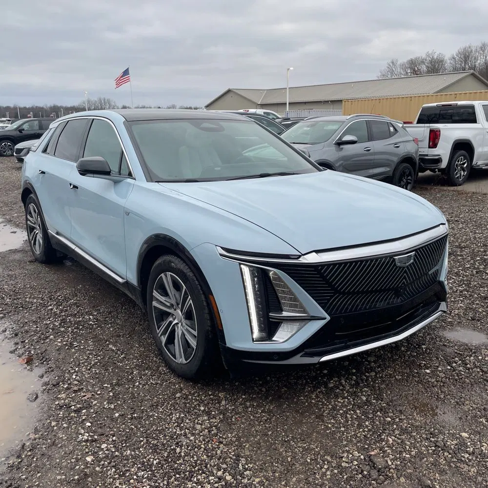 2024 Cadillac LYRIQ Luxury 1