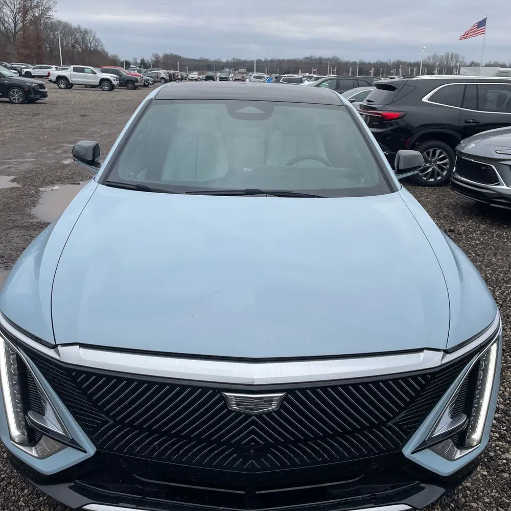2024 Cadillac LYRIQ Luxury 1