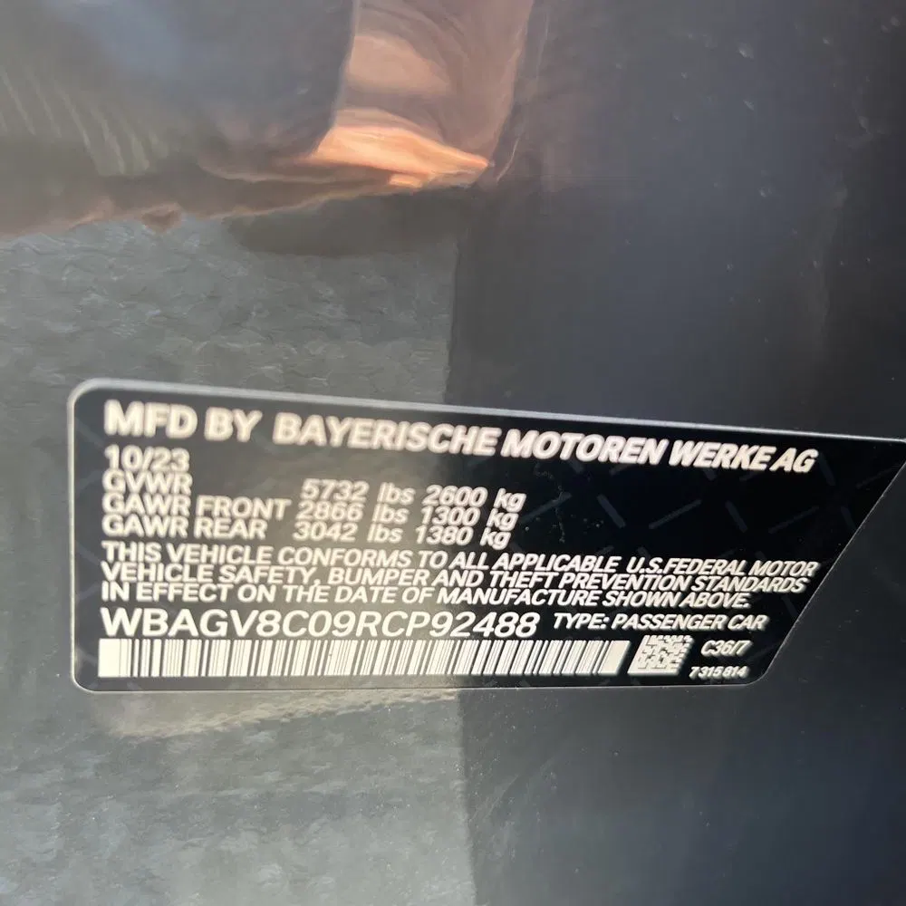 2024 BMW 8-Series M850xi