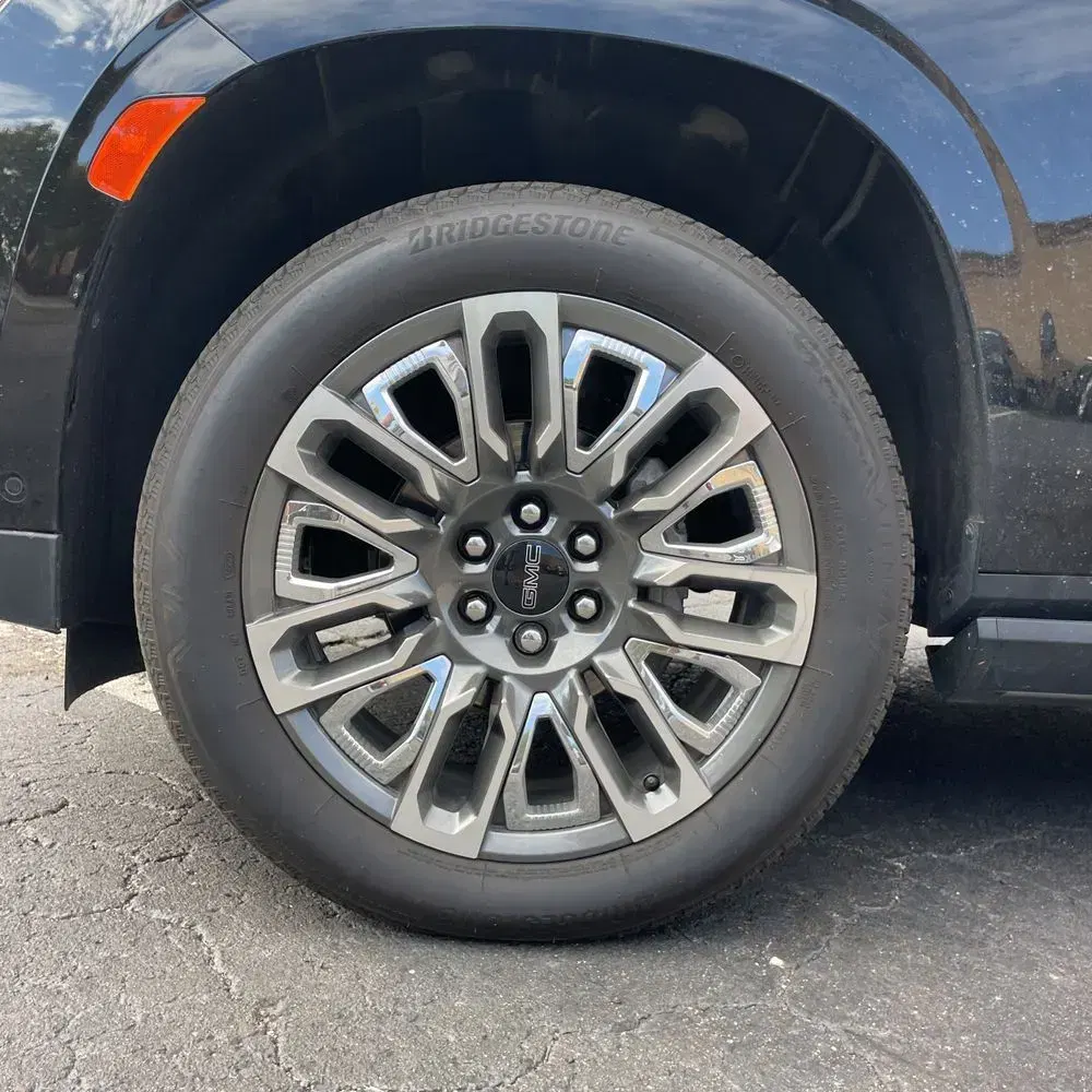 2024 GMC Yukon XL Denali Ultimate