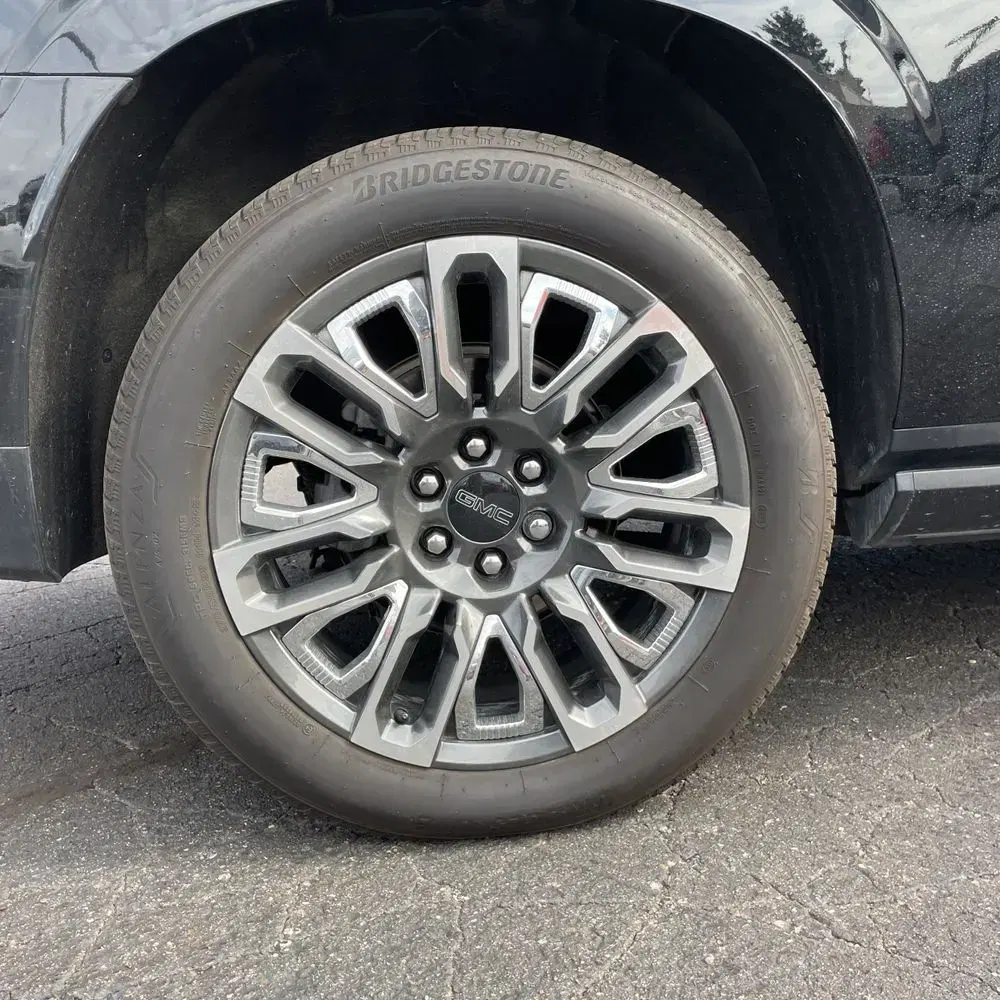 2024 GMC Yukon XL Denali Ultimate
