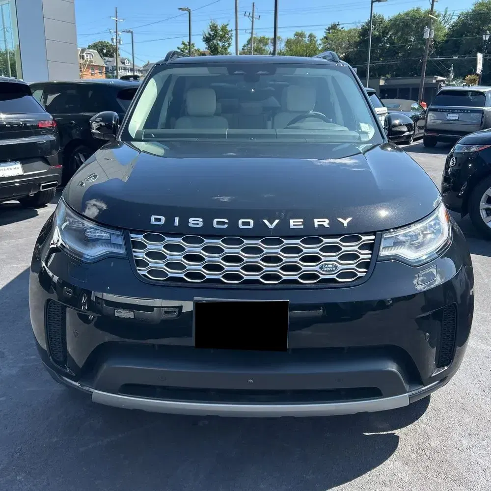 2025 Land Rover Discovery S P300