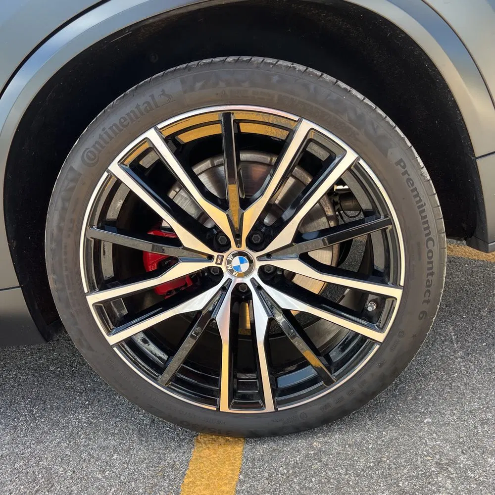 2024 BMW X5 M60i