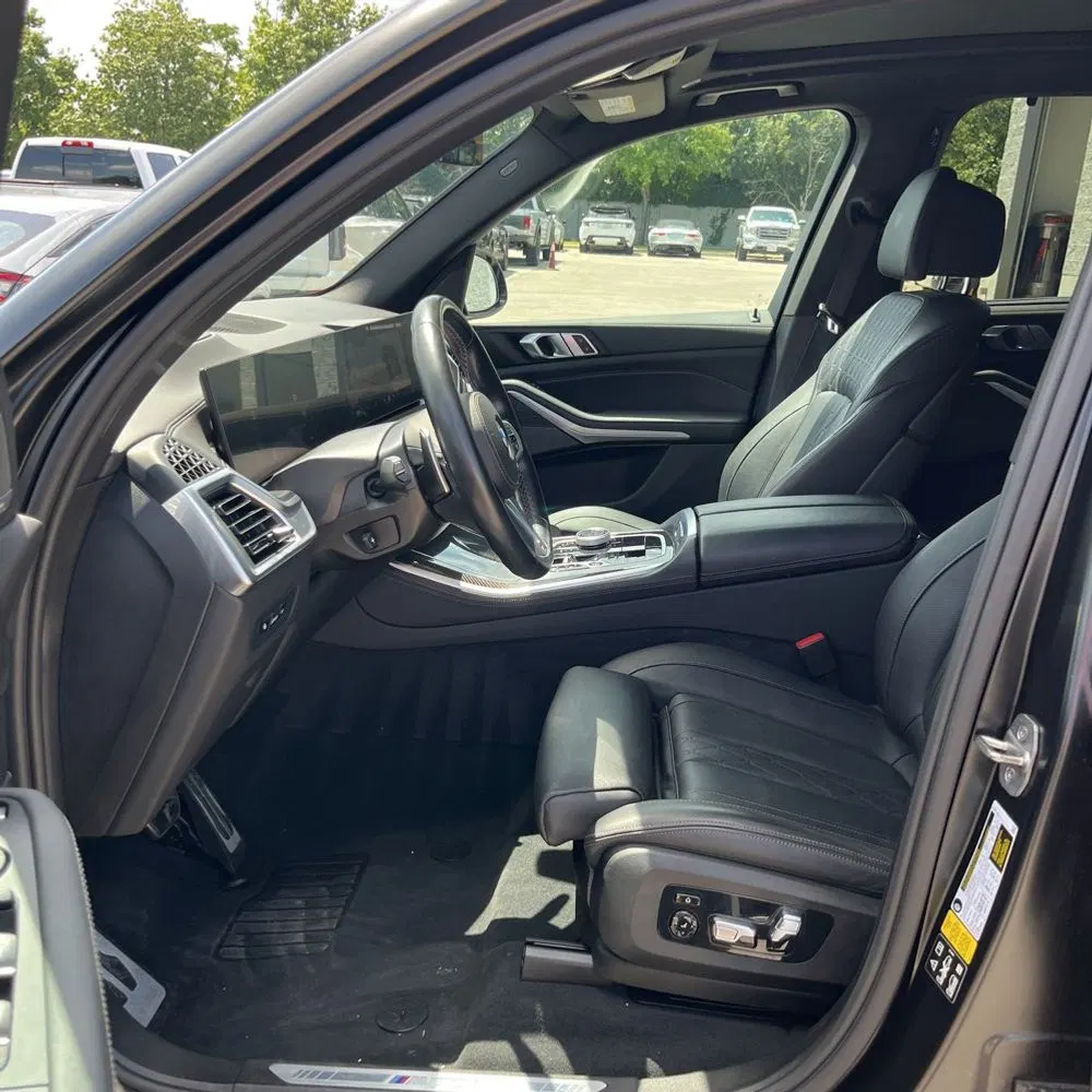 2024 BMW X5 M60i