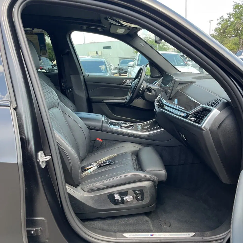 2024 BMW X5 M60i