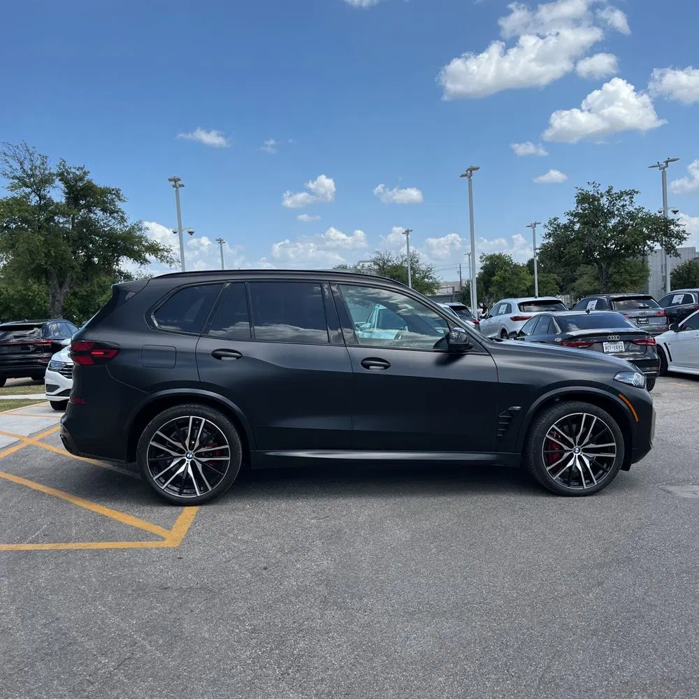 2024 BMW X5 M60i