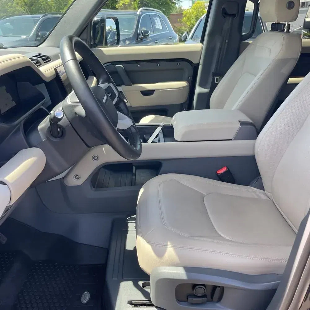 2024 Land Rover Defender 110 V8 P500 SE