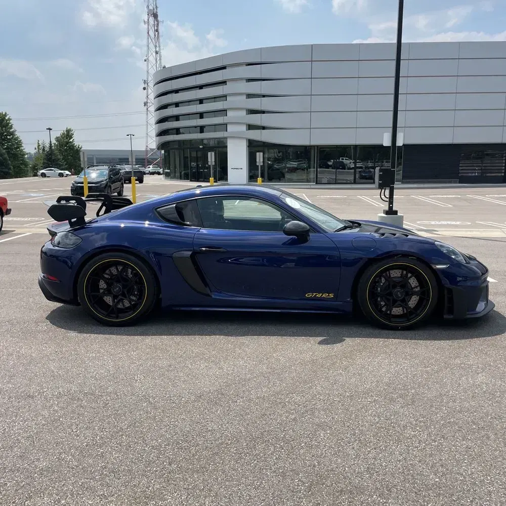2024 Porsche 718 Cayman GT4 RS