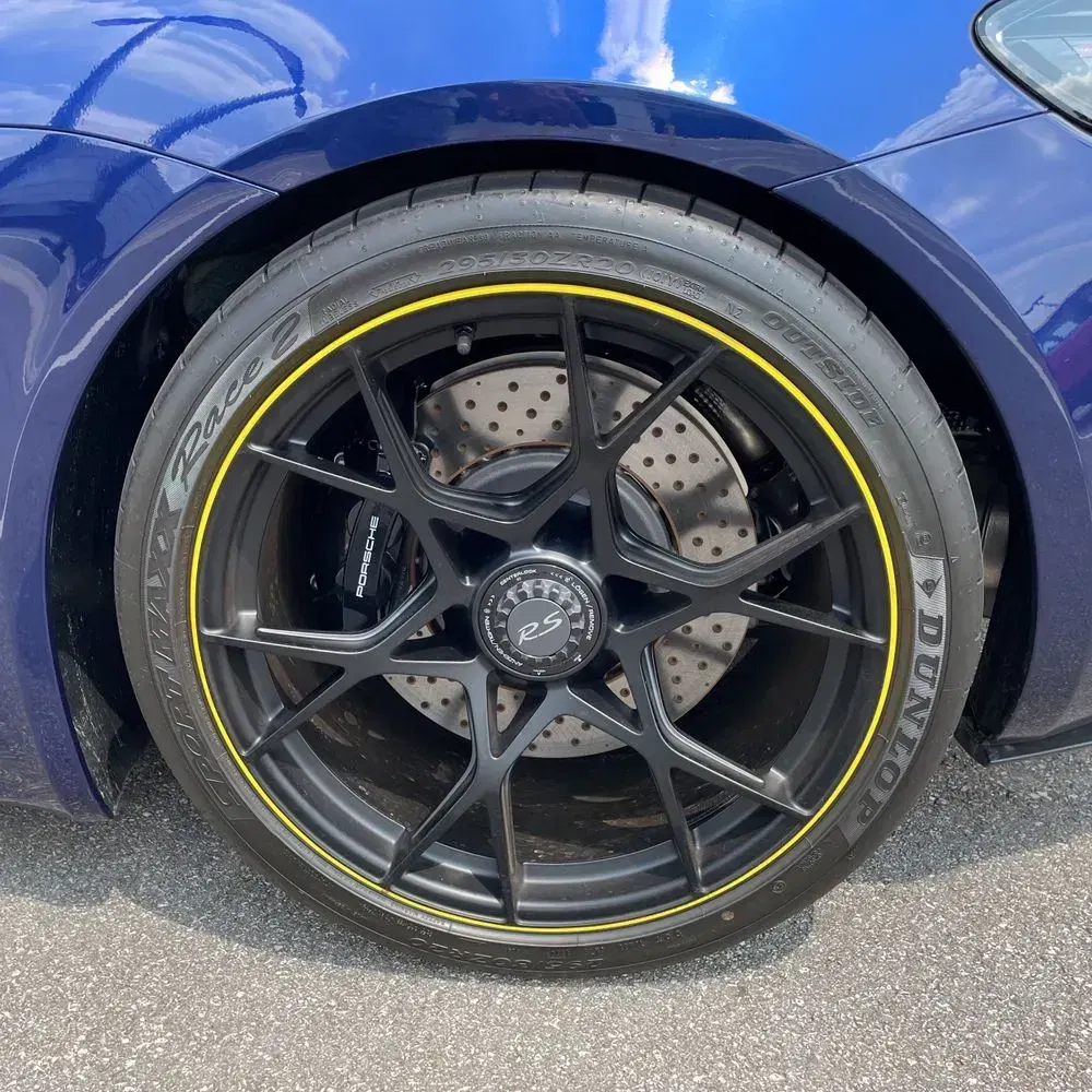 2024 Porsche 718 Cayman GT4 RS