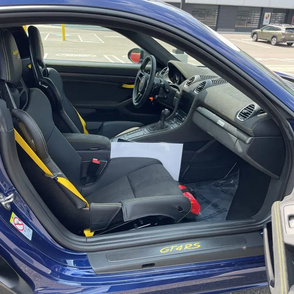 2024 Porsche 718 Cayman GT4 RS