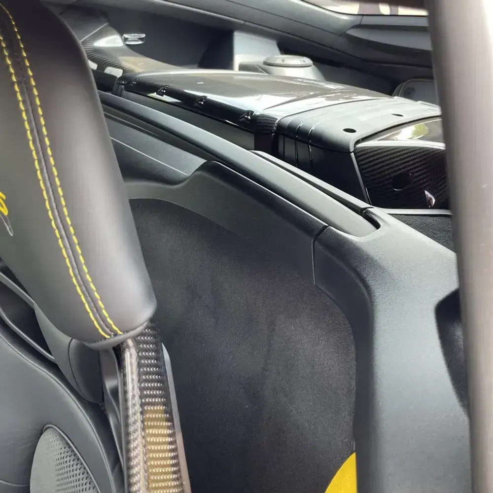 2024 Porsche 718 Cayman GT4 RS