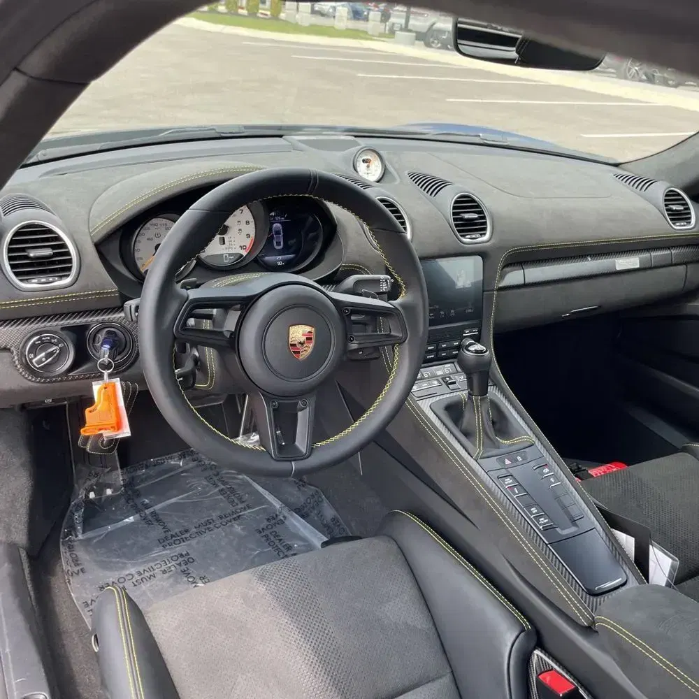 2024 Porsche 718 Cayman GT4 RS