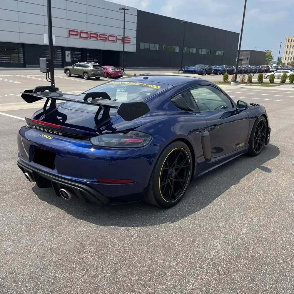 2024 Porsche 718 Cayman GT4 RS