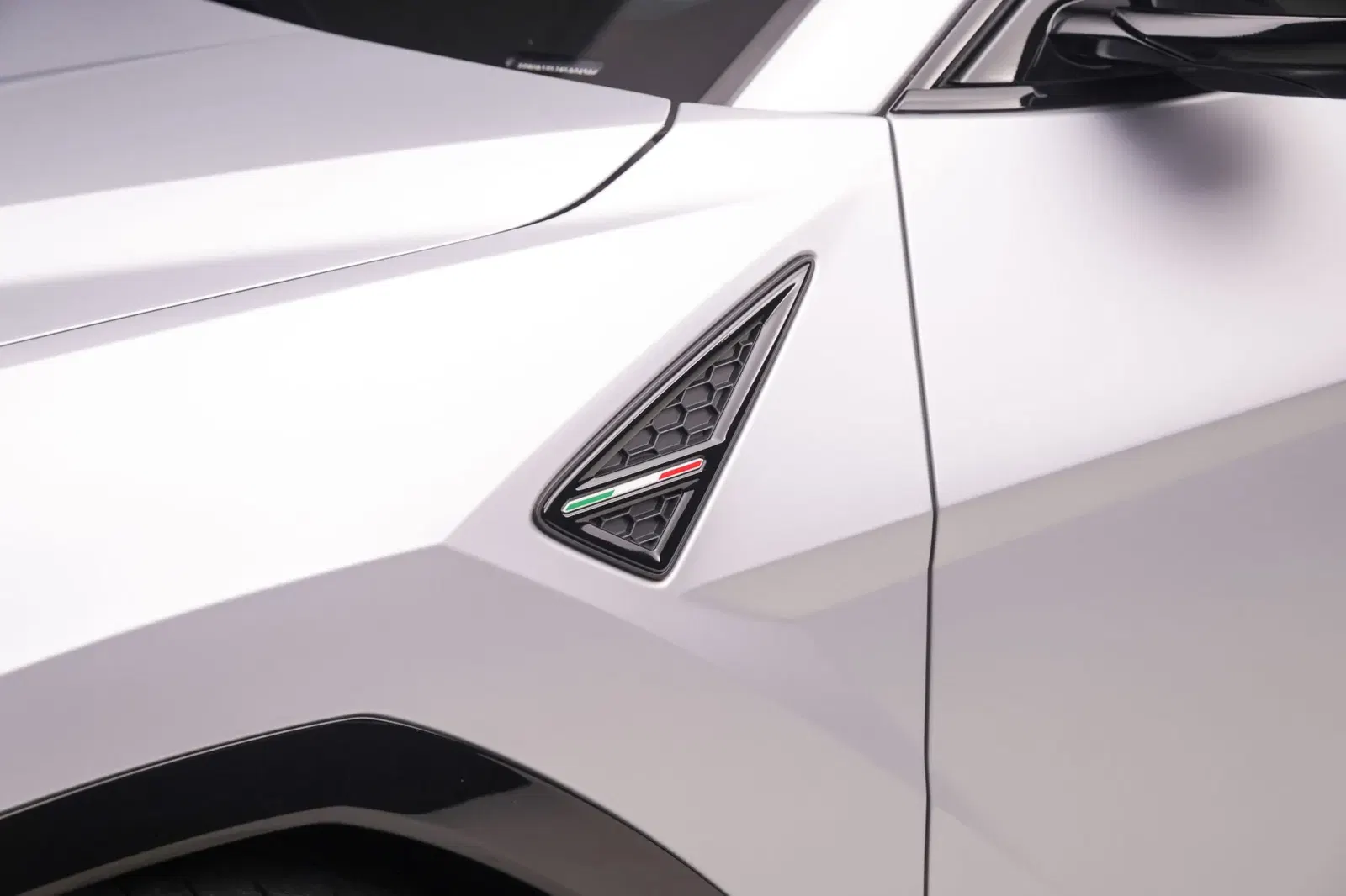 7k-Mile 2019 Lamborghini Urus