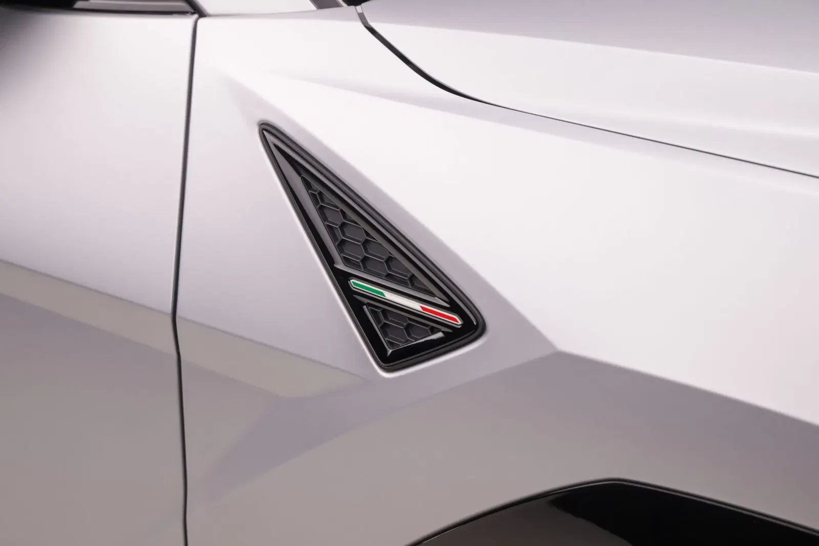 7k-Mile 2019 Lamborghini Urus