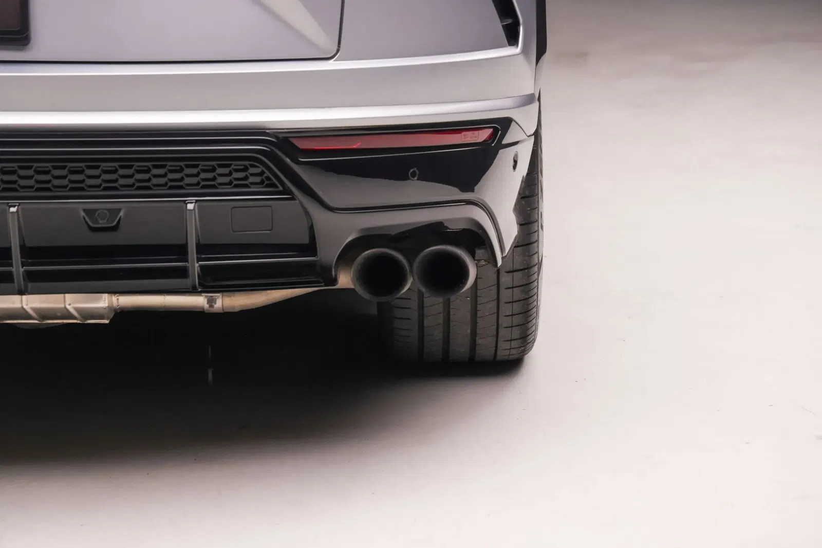 7k-Mile 2019 Lamborghini Urus