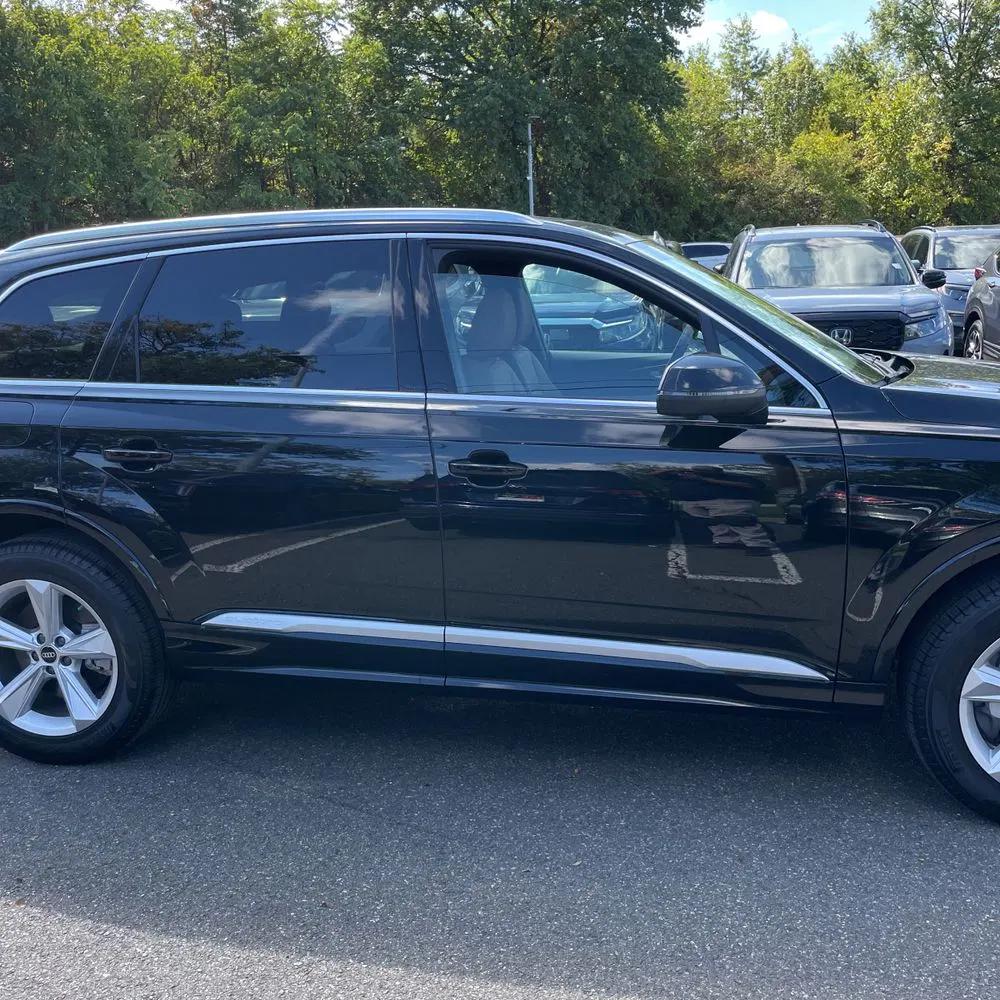 2025 Audi Q7 Premium 45