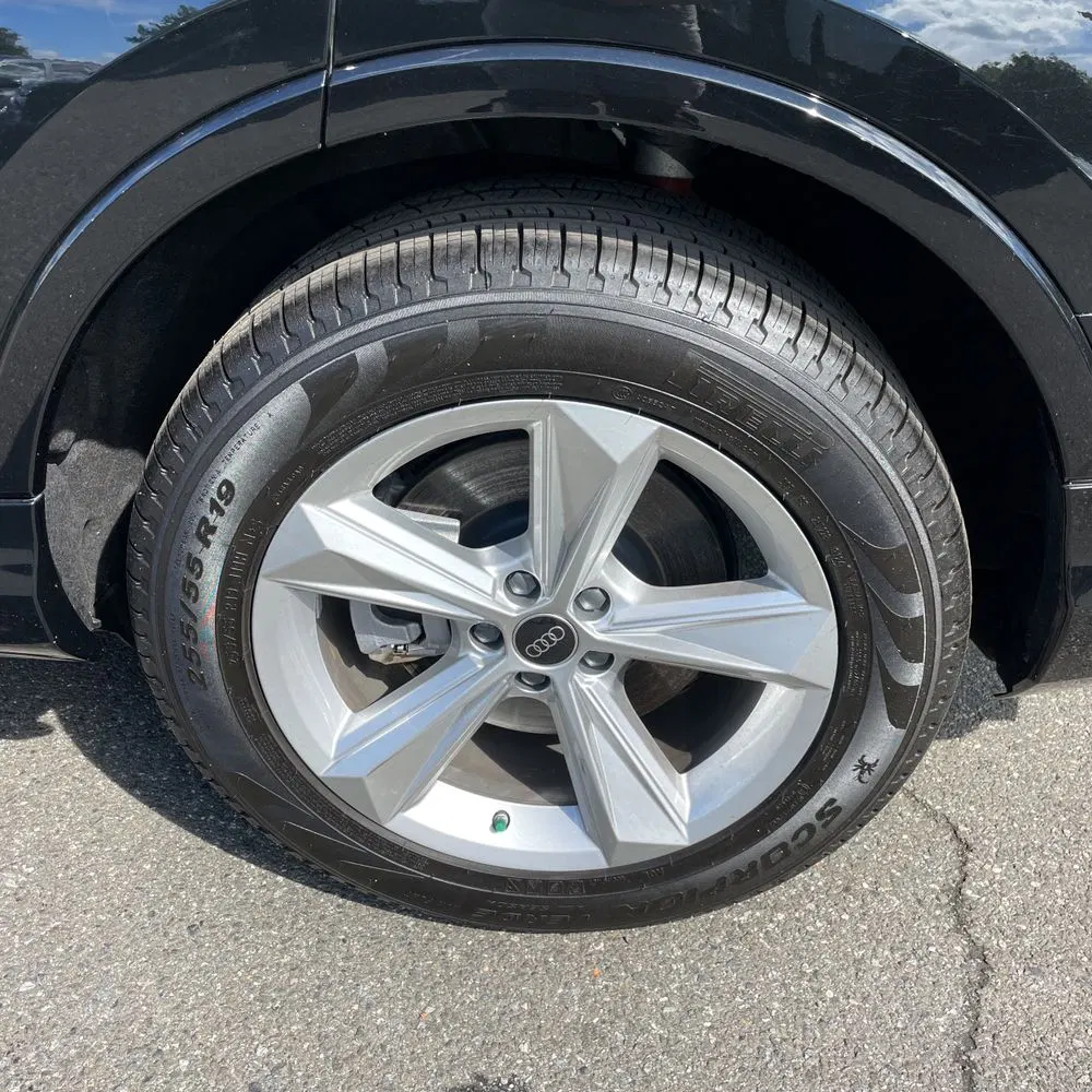 2025 Audi Q7 Premium 45
