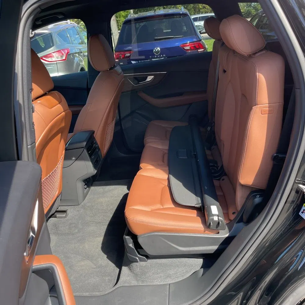 2025 Audi Q7 Premium 45