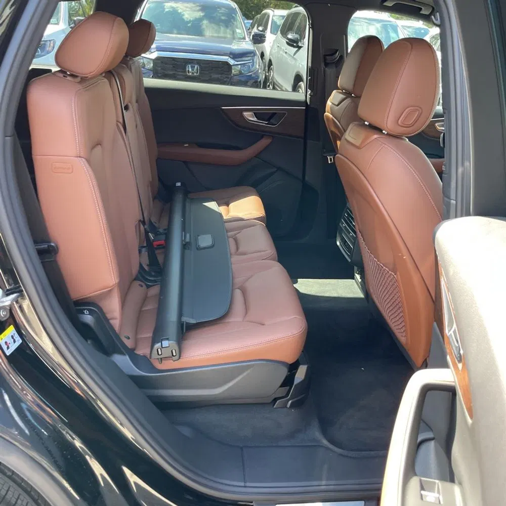 2025 Audi Q7 Premium 45