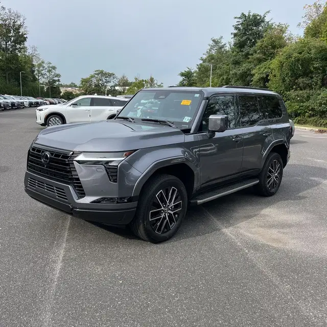 2025 Lexus GX 550 Premium+