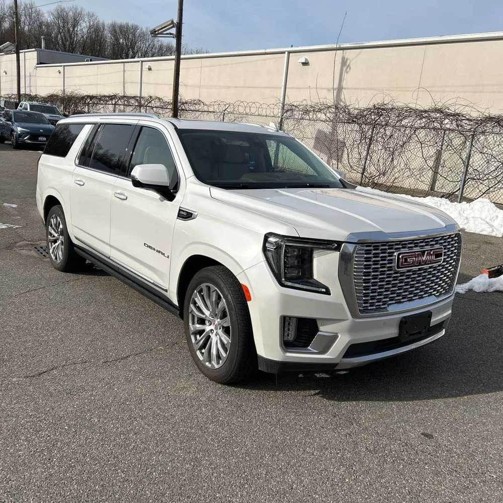 2022 GMC Yukon XL Denali