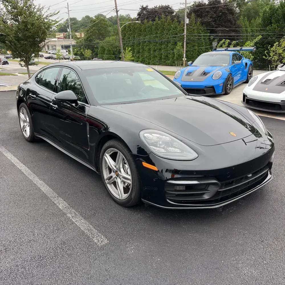 2022 Porsche Panamera 4