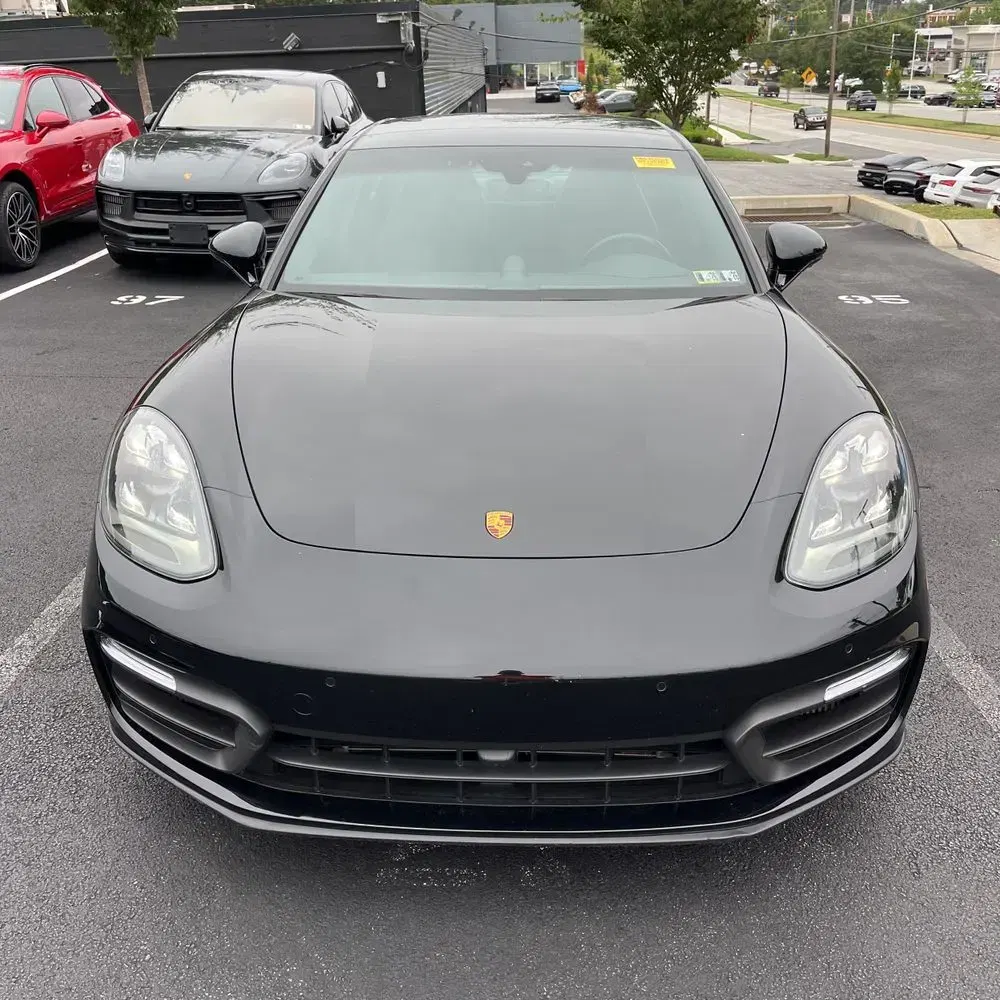 2022 Porsche Panamera 4