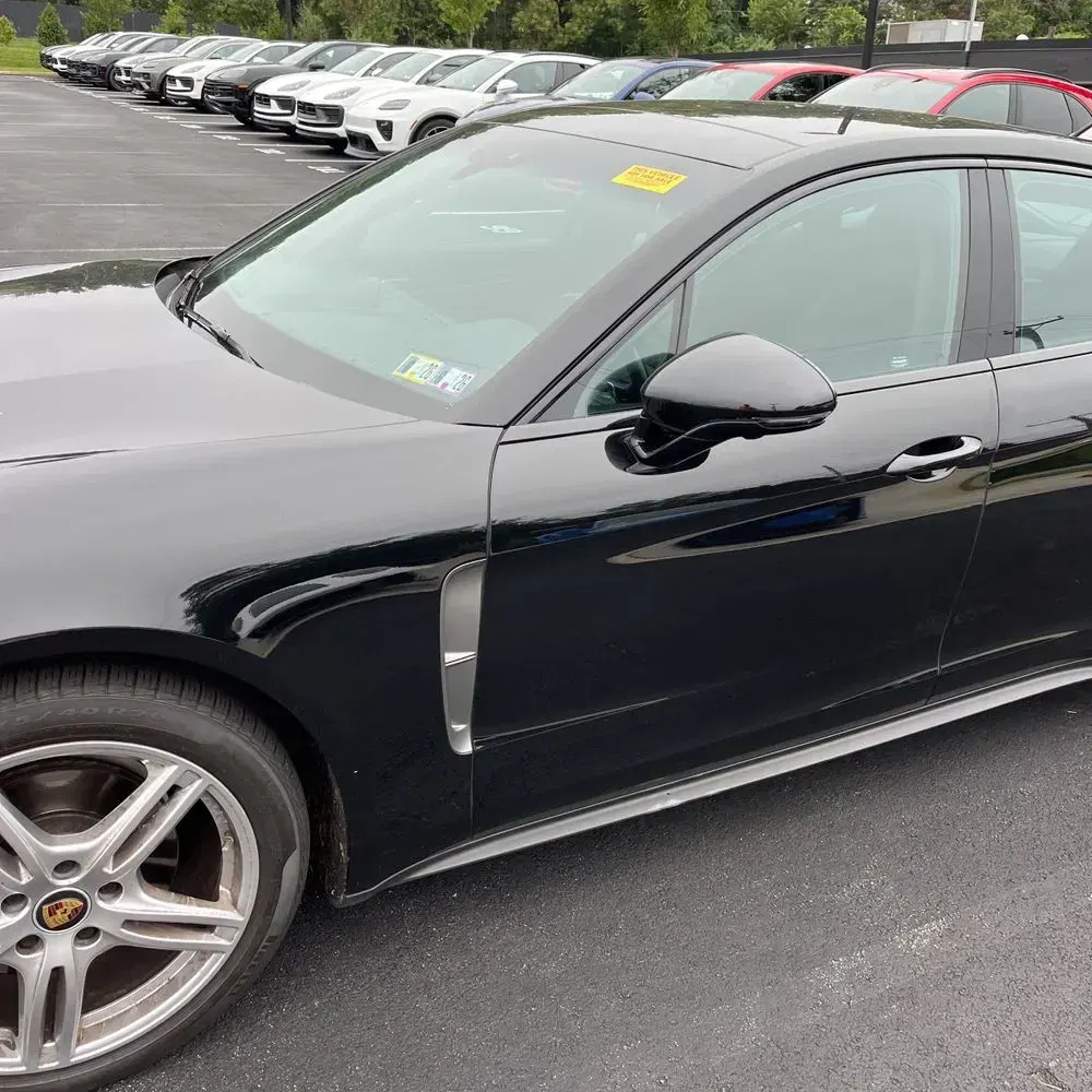 2022 Porsche Panamera 4