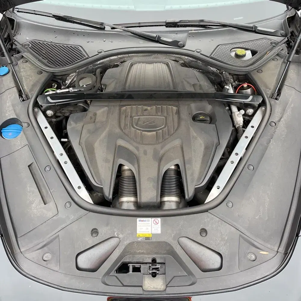 2022 Porsche Panamera 4