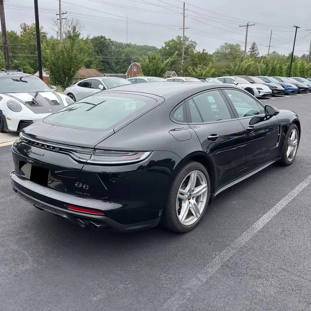 2022 Porsche Panamera 4