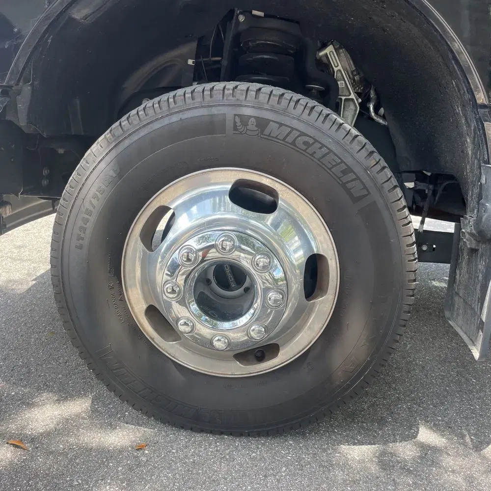 2023 Ford F-350 Super Duty Platinum